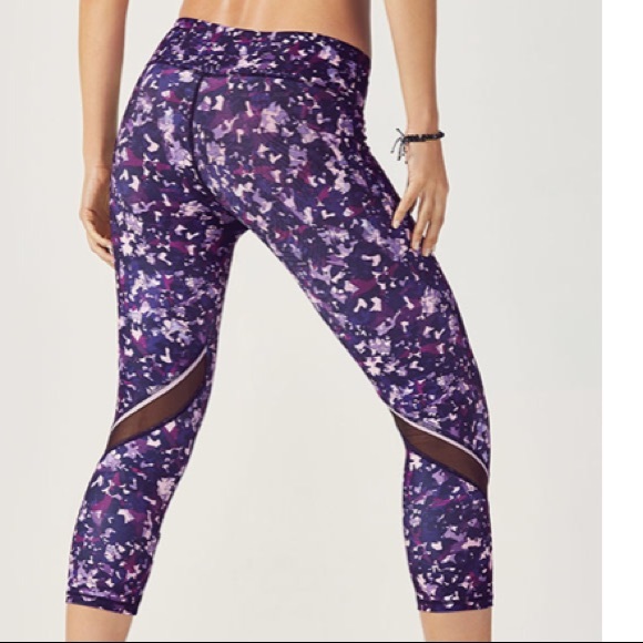 Fabletics Pants - NWT Fabletics Debbie Capris